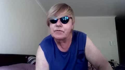 wwwwio online show from May 2026 11:02:01 PM