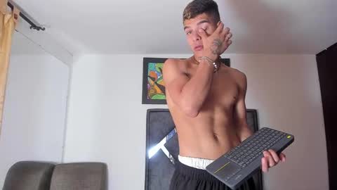 wyatt online show from October 2025 12:17:02 PM