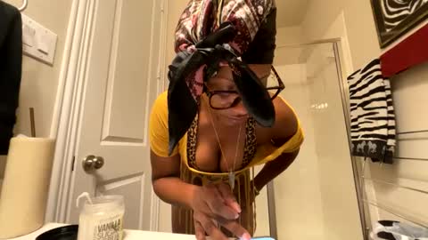 Wynter Heat online show from September 2025 12:06:01 PM