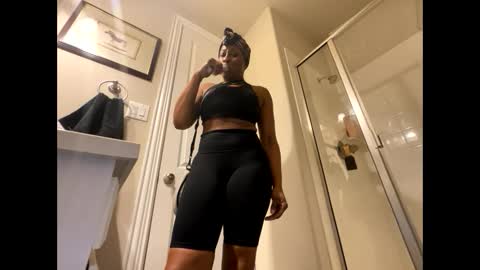 Snapshot of wynterheat chatting on March 2026 09:39:02 PM Wynter Heat online show from March 2026 09:39:02 PM