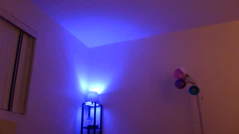 x2kayx2 online show from February 2026 05:57:01 AM