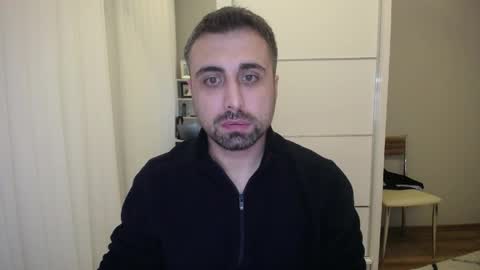 Snapshot of x_____0_____x chatting on May 2026 10:07:01 PM Mr. Lonely online show from May 2026 10:07:01 PM