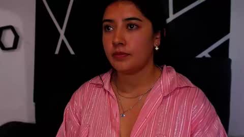 Adeline online show from October 2025 10:54:02 PM