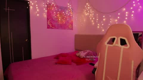     s  s      s   online show from May 2026 04:07:02 AM