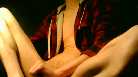 Snapshot of x_patri_x chatting on January 2025 03:02:01 PM x_patri_x online show from January 2025 03:02:01 PM