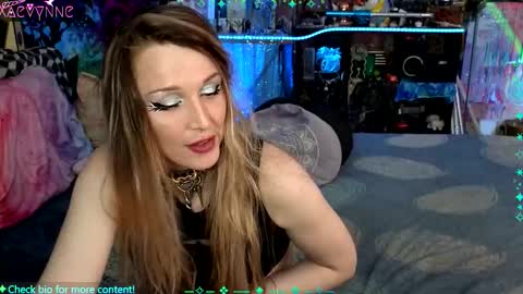 Xaevynne  Sometimes Milla Milla The Cute as a Buttom Brunette     online show from February 2026 06:19:02 AM