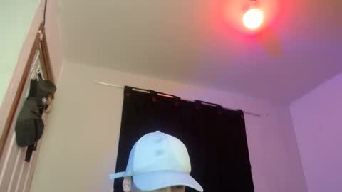 xalejo_max online show from October 2025 05:54:02 PM