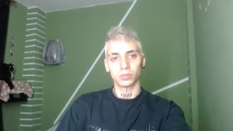 Snapshot of xalejo_max chatting on January 2026 12:05:02 AM xalejo_max online show from January 2026 12:05:02 AM