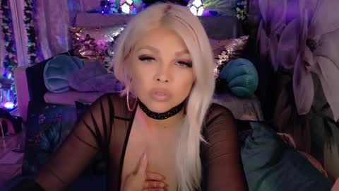Snapshot of xalexax chatting on March 2025 11:42:02 PM sooo hey im Sperm Mystik from Fuckistan i want you full my all holes bcs i have penis fever online show from March 2025 11:42:02 PM