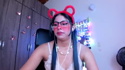 Snapshot of xallysonx_ chatting on January 2025 02:29:02 PM XALLYSONX online show from January 2025 02:29:02 PM