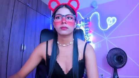 Snapshot of xallysonx_ chatting on January 2025 11:20:02 AM XALLYSONX online show from January 2025 11:20:02 AM