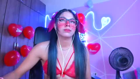 Snapshot of xallysonx_ chatting on February 2025 05:36:01 PM XALLYSONX online show from February 2025 05:36:01 PM