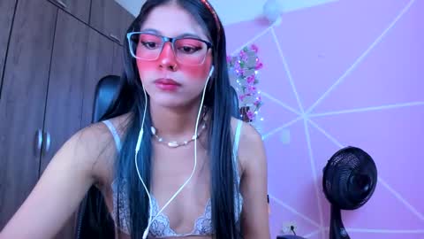 Snapshot of xallysonx_ chatting on March 2025 11:32:01 AM XALLYSONX online show from March 2025 11:32:01 AM