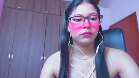 XALLYSONX online show from June 2026 11:42:02 AM