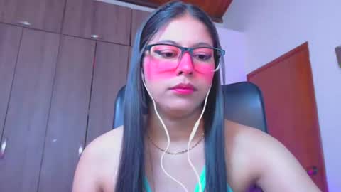 XALLYSONX online show from June 2026 11:45:01 AM