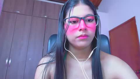 XALLYSONX online show from June 2026 12:13:02 PM