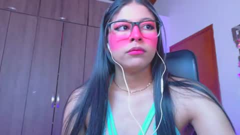 Snapshot of xallysonx_ chatting on July 2026 11:49:02 AM XALLYSONX online show from July 2026 11:49:02 AM