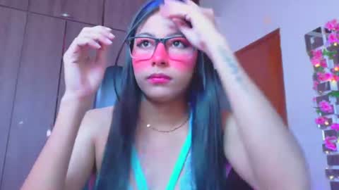 Snapshot of xallysonx_ chatting on July 2026 12:01:02 PM XALLYSONX online show from July 2026 12:01:02 PM