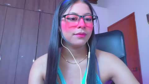 Snapshot of xallysonx_ chatting on July 2026 12:48:02 PM XALLYSONX online show from July 2026 12:48:02 PM