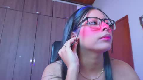 Snapshot of xallysonx_ chatting on July 2026 04:39:33 PM XALLYSONX online show from July 2026 04:39:33 PM