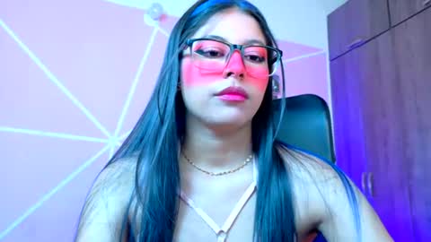 Snapshot of xallysonx_ chatting on August 2026 12:07:02 PM XALLYSONX online show from August 2026 12:07:02 PM