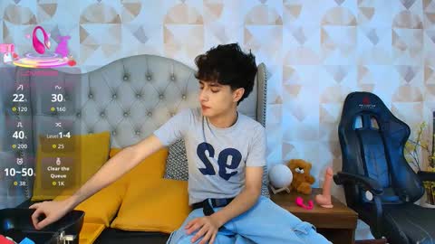 xam_collen online show from October 2025 02:40:01 PM