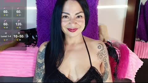 Snapshot of xamara1124 chatting on May 2026 03:01:01 AM XAMARA1124 online show from May 2026 03:01:01 AM