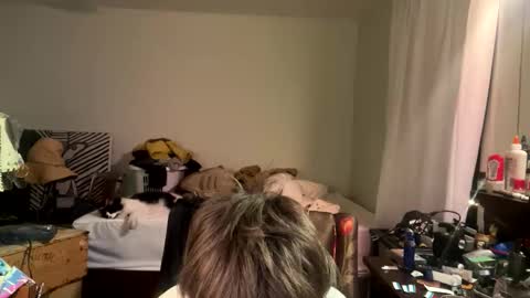 xander0zzz online show from March 2026 04:18:01 AM