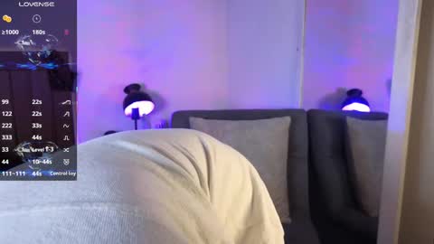 Xander Cardona online show from September 2025 05:40:02 AM