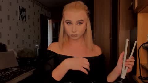 Snapshot of xander_novak chatting on February 2026 12:01:02 PM xander_novak online show from February 2026 12:01:02 PM