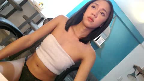 Snapshot of xandracake chatting on October 2025 06:52:01 PM Xan online show from October 2025 06:52:01 PM