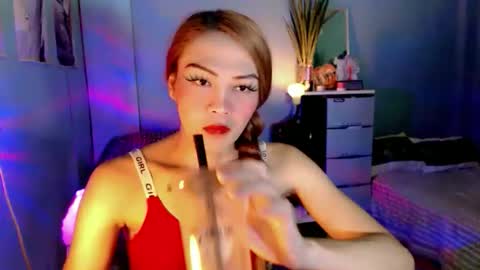 Snapshot of xangel_redx chatting on October 2025 12:04:02 PM ANGEL online show from October 2025 12:04:02 PM