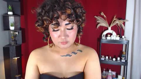 Nira   NOT INTO CHEAP GUYS  online show from October 2025 11:27:01 PM