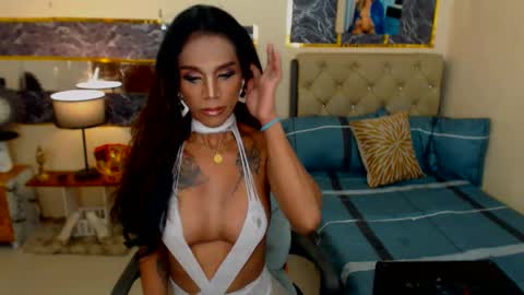 THALIA MOUNT online show from January 2025 05:20:02 AM