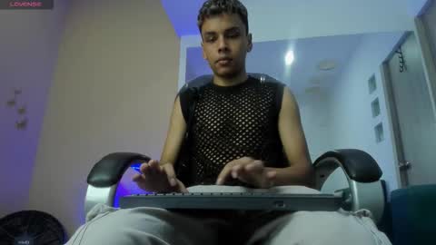 xavier fox   online show from March 2026 08:04:02 PM