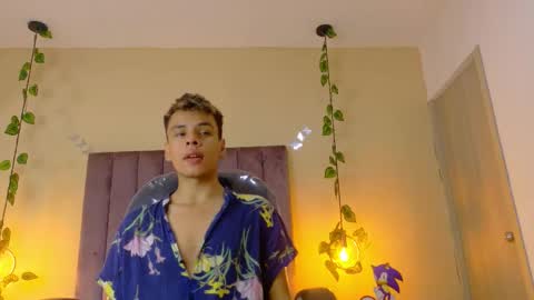 xavier fox   online show from March 2026 01:50:02 PM