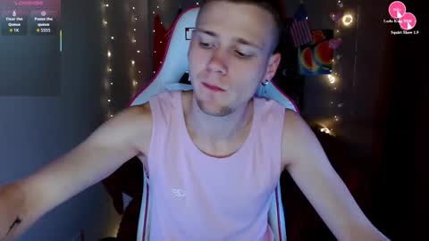 xavier_night81 online show from September 2025 09:36:02 AM