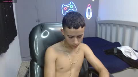 xavii_18_ online show from March 2025 09:26:02 PM