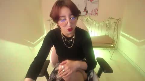 Snapshot of xayah_77 chatting on January 2025 01:31:02 PM Xayah online show from January 2025 01:31:02 PM