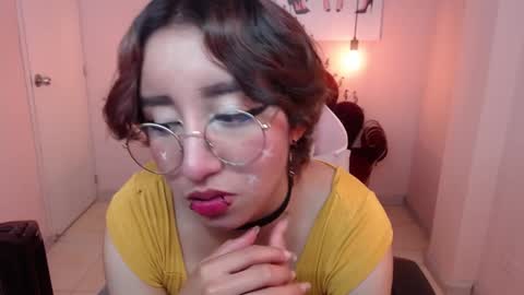 Snapshot of xayah_77 chatting on January 2025 04:30:02 PM Xayah online show from January 2025 04:30:02 PM