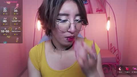Snapshot of xayah_77 chatting on February 2025 04:10:01 PM Xayah online show from February 2025 04:10:01 PM