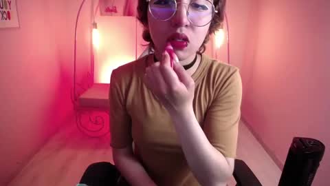 Snapshot of xayah_77 chatting on February 2025 01:30:02 PM Xayah online show from February 2025 01:30:02 PM