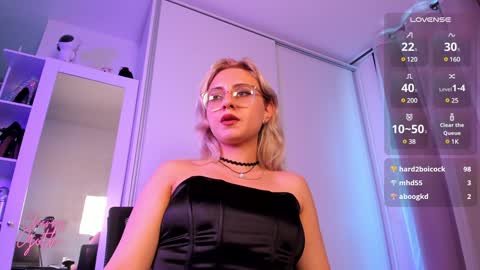 Snapshot of xcherrygoth chatting on January 2025 06:02:01 PM Cherry Goth online show from January 2025 06:02:01 PM