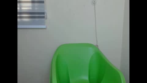 xcreamypussy online show from December 2024 11:00:01 AM