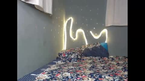 xcreamypussy online show from February 2025 07:33:02 AM