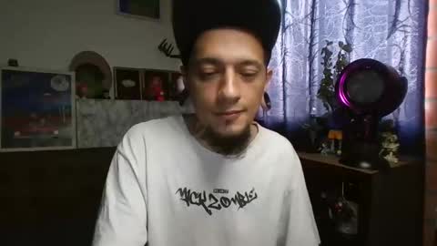 Snapshot of xdantex19 chatting on April 2026 03:02:01 PM xdantex19 online show from April 2026 03:02:01 PM