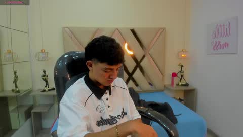 xebastwink online show from May 2026 12:35:02 PM