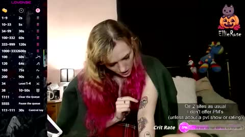 Snapshot of xelliee_rosex chatting on March 2026 10:03:02 PM EllieeRose online show from March 2026 10:03:02 PM