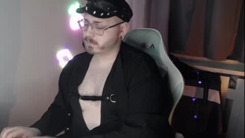 F A B I A N online show from October 2025 06:59:01 PM