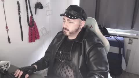 F A B I A N online show from October 2025 09:44:01 AM